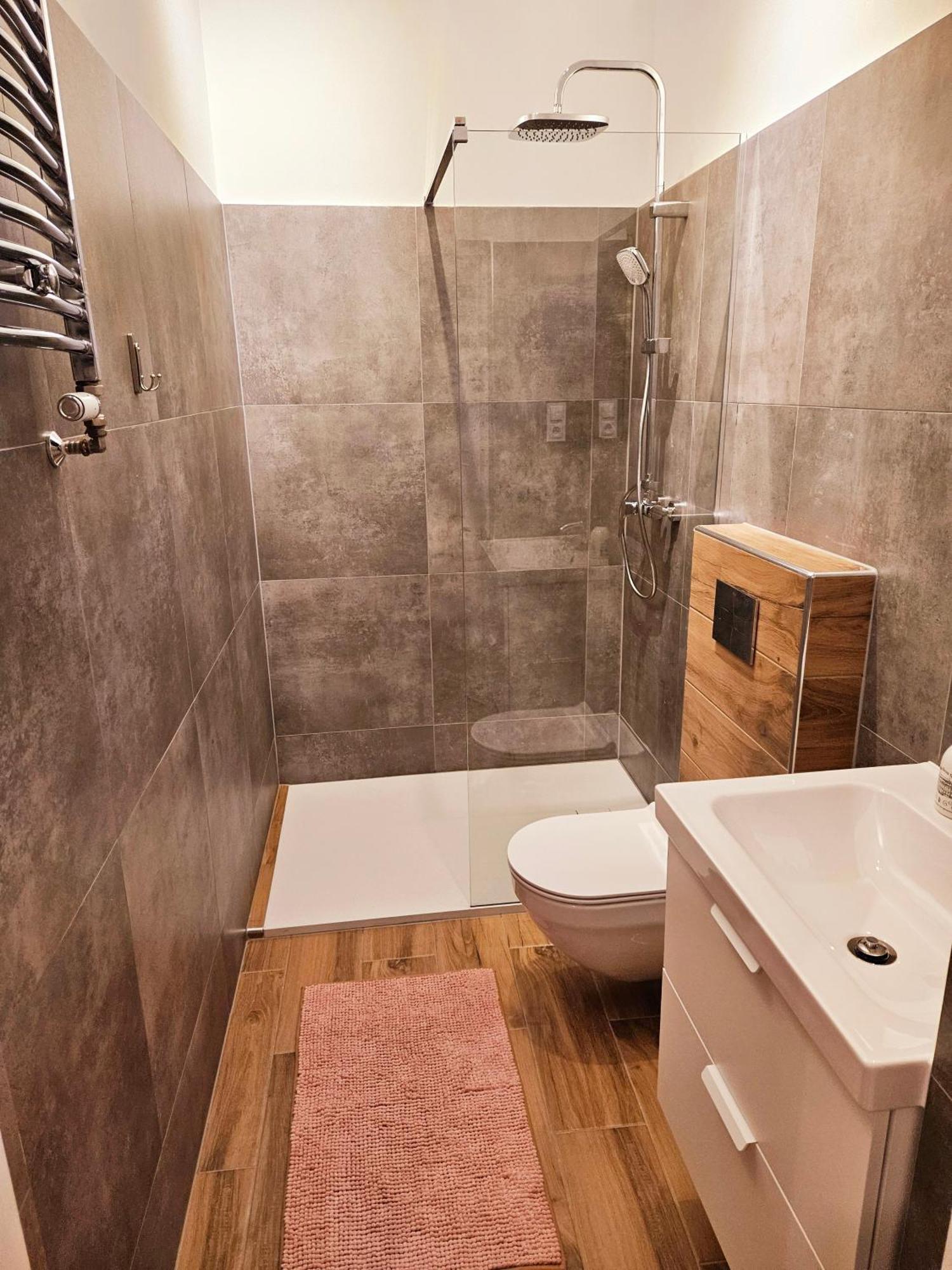 Justinrent 3 Legnica Exterior foto